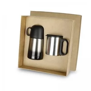 Kit com Garrafa e Caneca Personalizada
