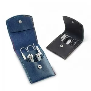 Kit Manicure Personalizado | Dimensões (L x A x P): 7.6 x 9.4 x 1.7 | Peso = 55 g